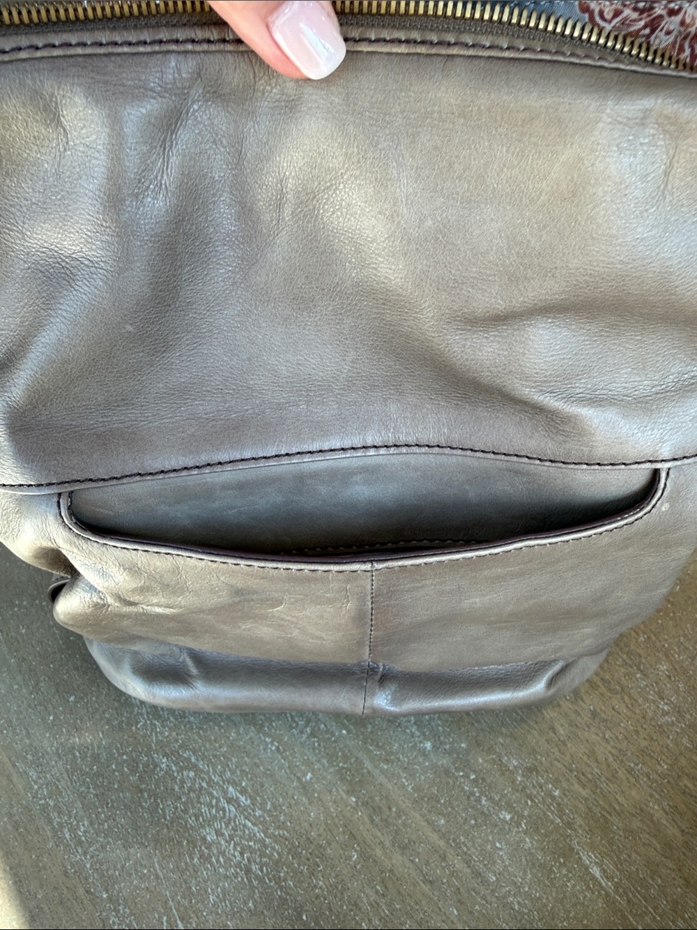 Hobo Women's Leather Crossbody Shoulder Bag - Taupe - Picture 5 of 8